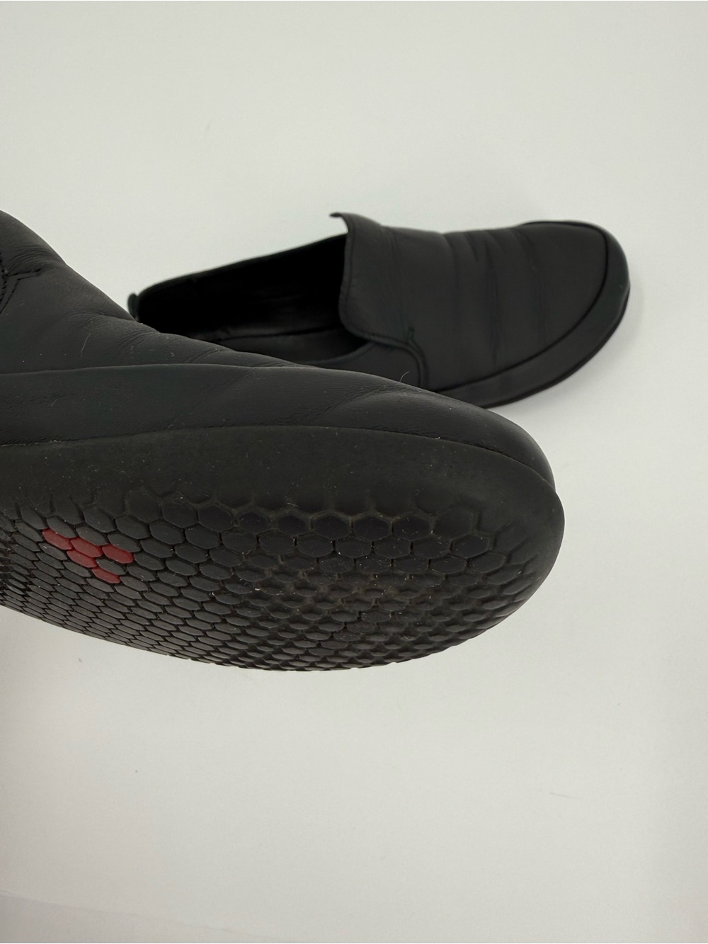 Vivobarefoot Opanka I Leather Slip On Shoe in Black Size 37 - Picture 8 of 10